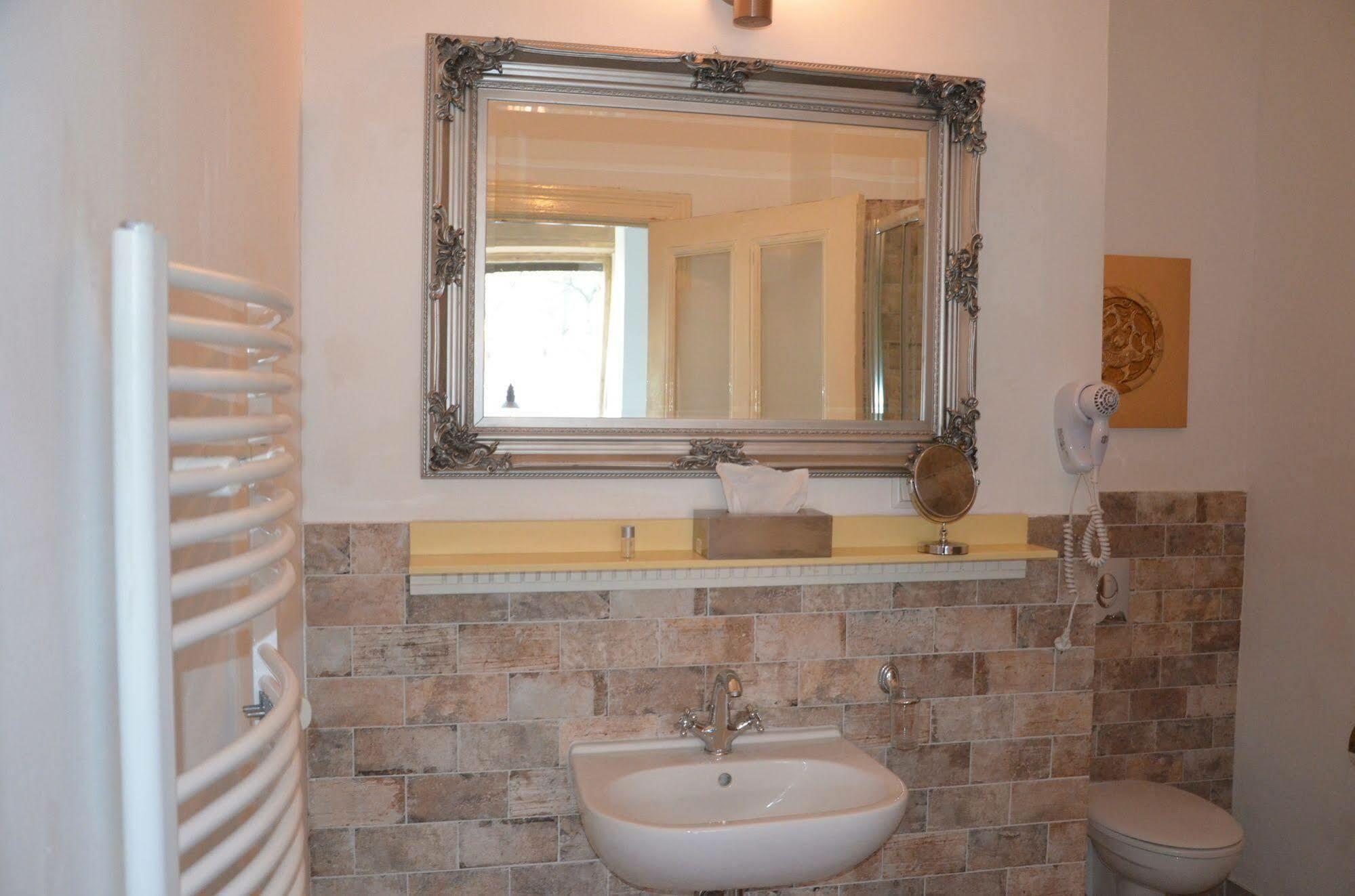 Gasthuis Sevenrooms 3*