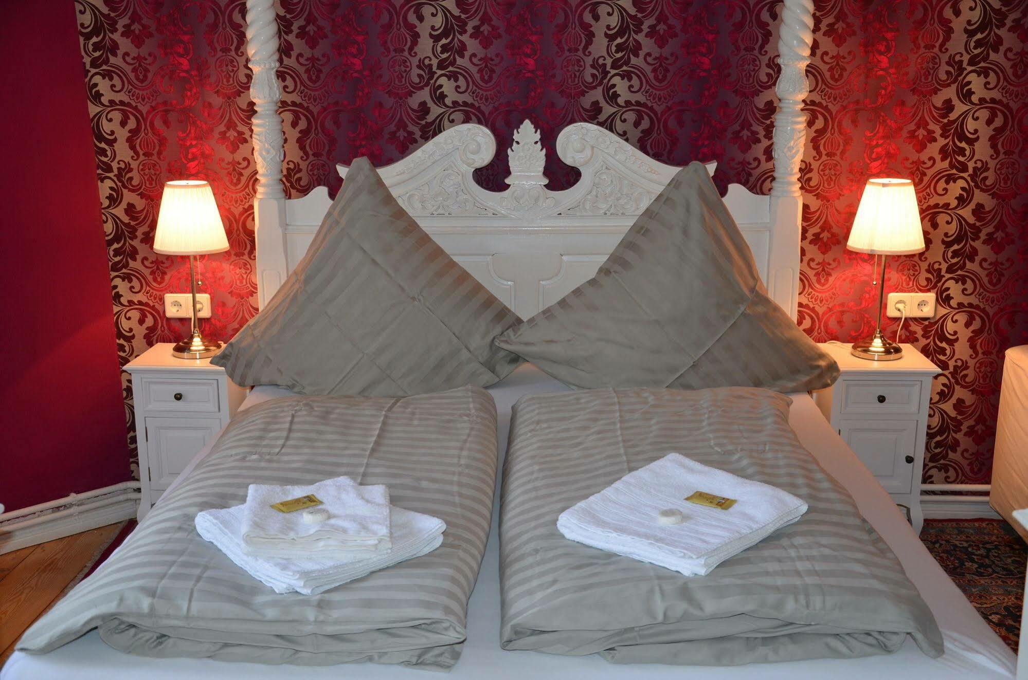 Sevenrooms Gasthuis 3*